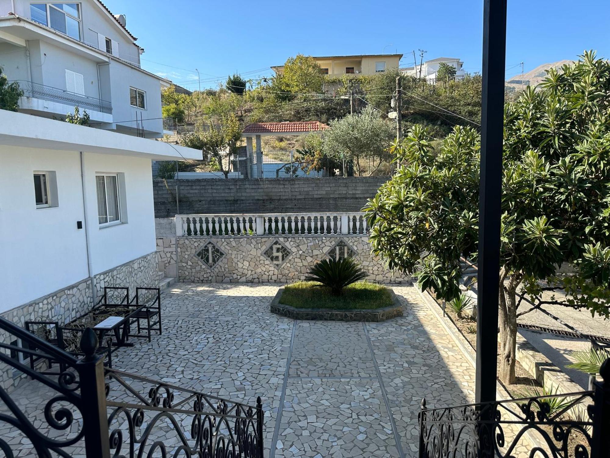 Villa Braho Gjirokastër Екстериор снимка